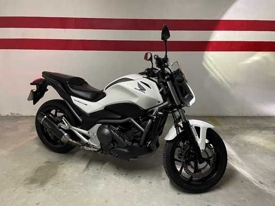 Honda NC700S DCT (Automática) | 2015 | 26.000km | Escape LeoVince