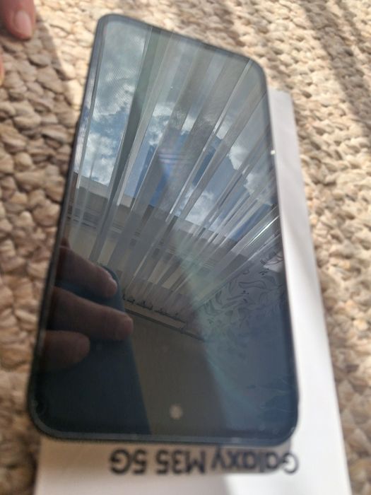 Samsung M35 5g.  St. Idealny.  Akcesoria.
