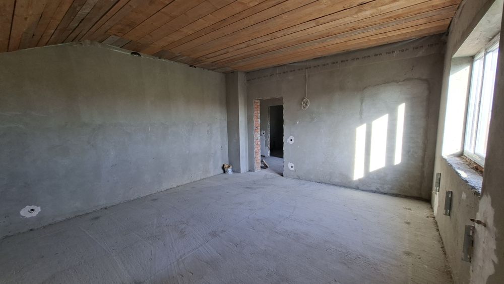 Продаж нового будинку. Комунікації. 10соток землі. Камін. Сад.