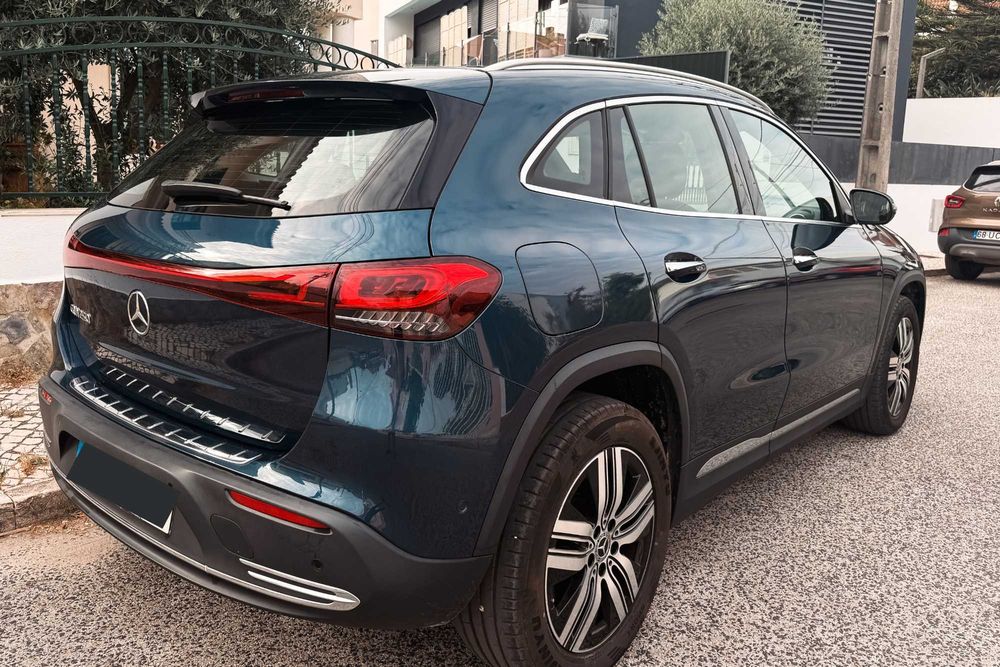 Mercedes-Benz EQA — fotografia 4