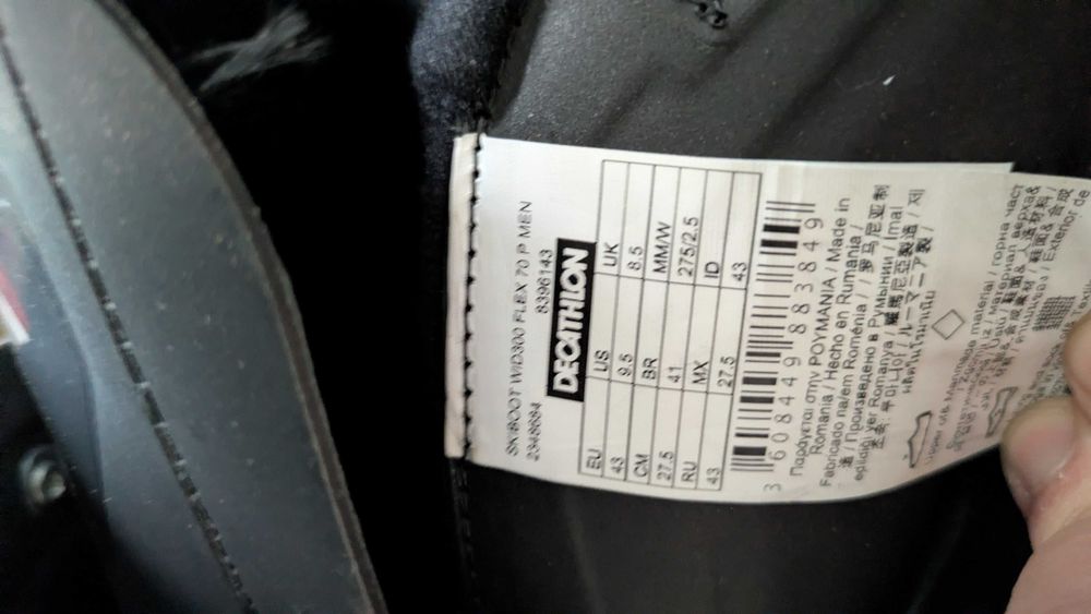 Botas de ski usadas uma vez