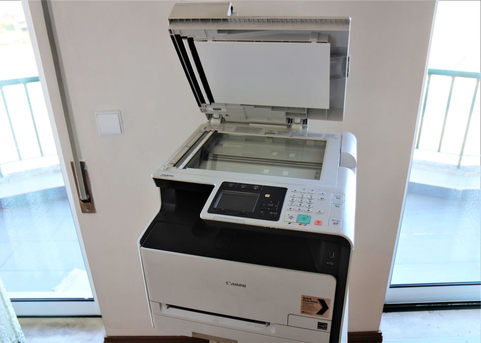 Impressora Canon i-Sensys MF8230Cn (LER DESCRIÇÃO)