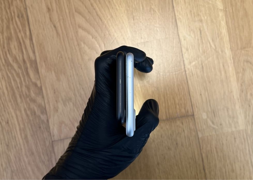 ДОНОР НА ЗАПЧАСТИ - iPhone 7 7 PLUS - 32 гб - 87-89% АКБ - ICLOUD - BLACK SILVER