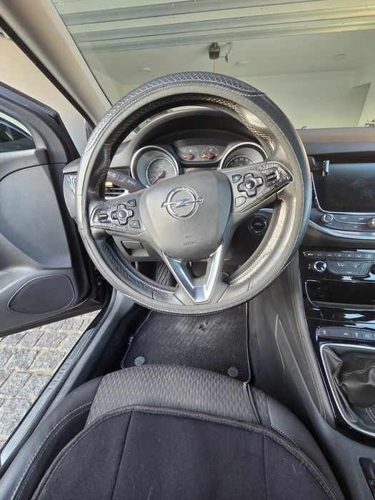 Opel Astra  1.6 CTDI