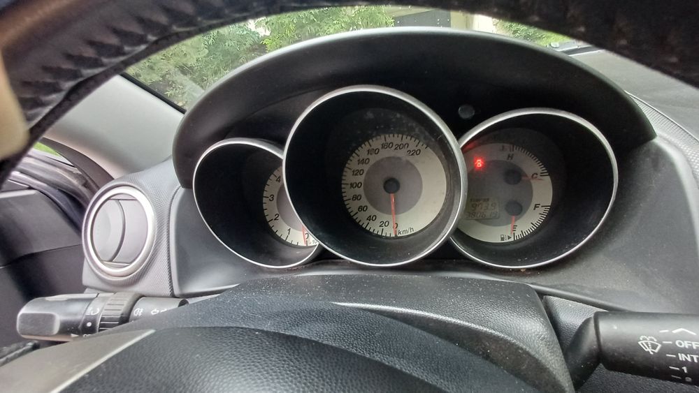 Mazda 3  2006 року