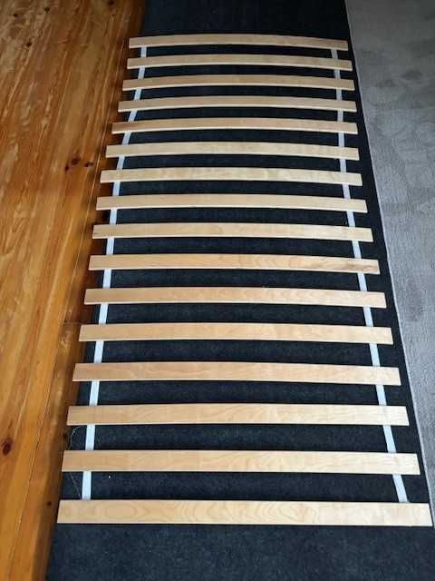 Cama IKEA BLÅKULLEN + colchão Valevag  - como novos