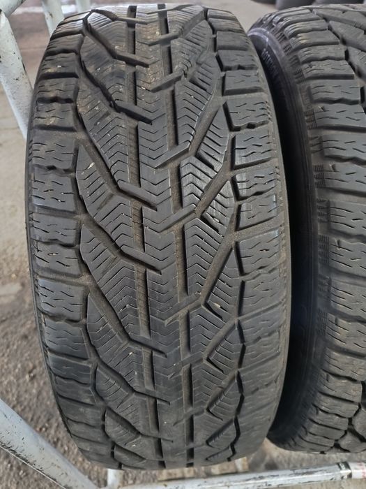 Opony zimowe 225/45r18 Kormoran Komplet