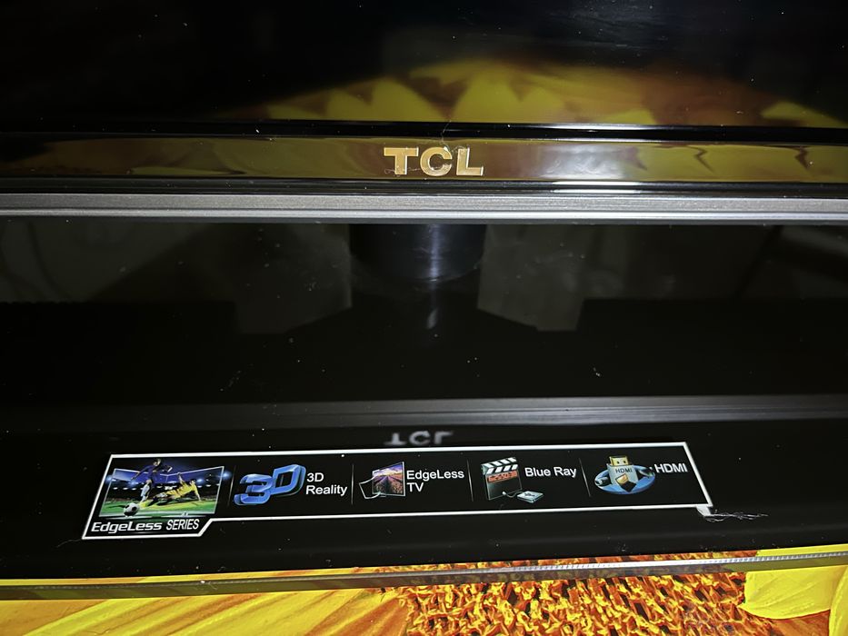 Телевізор 3D.  TCL 39E5000F3D