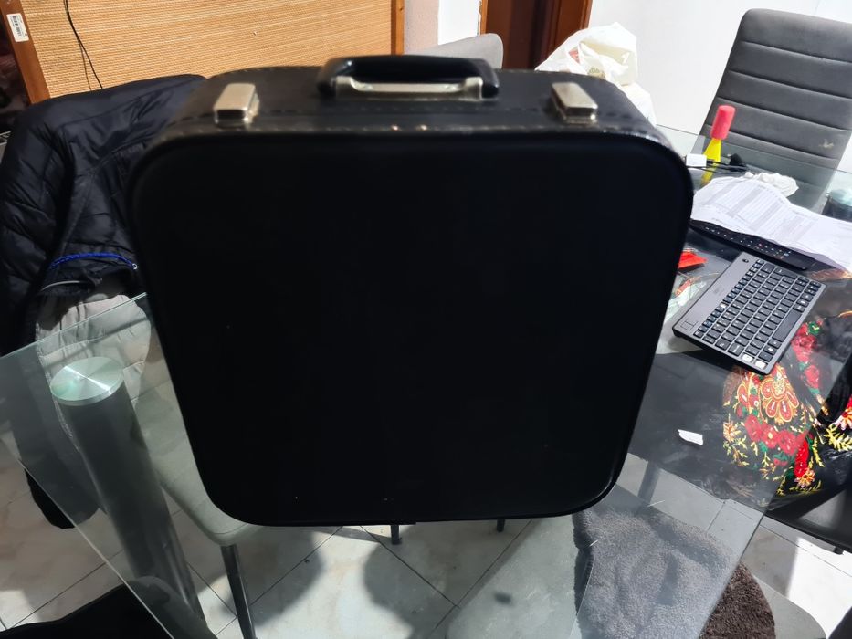 Maquina de escrever antiga  privileg 340