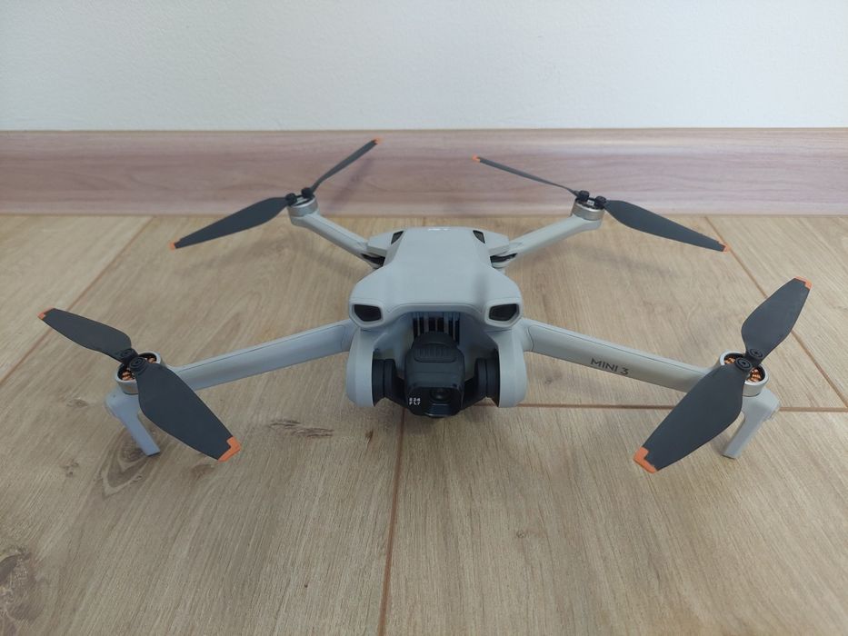 DJI mini 3 квадрокоптер