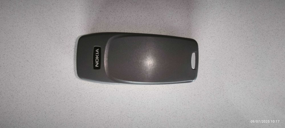 Nokia 3310 cinzento usado com Carregador