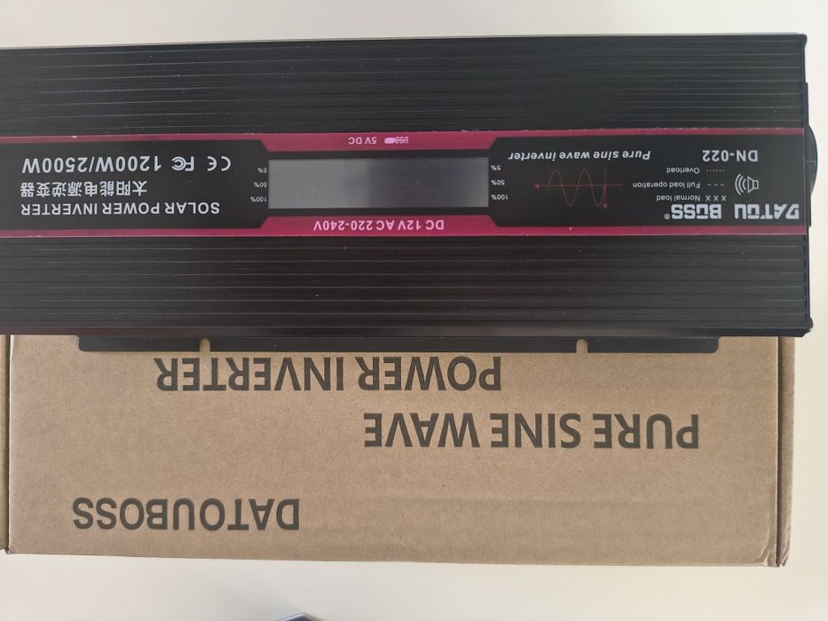 Інвертор 12В на 220В Datou Boss DN-022 1200/2500 Вт чистий синус