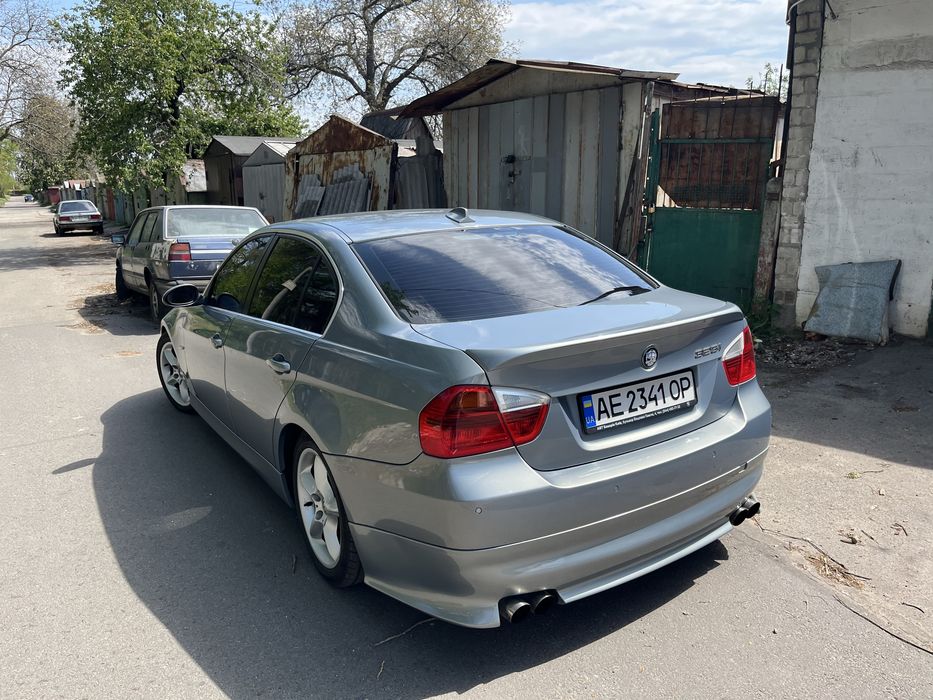 Бмв 325і 2.5 бензин е90