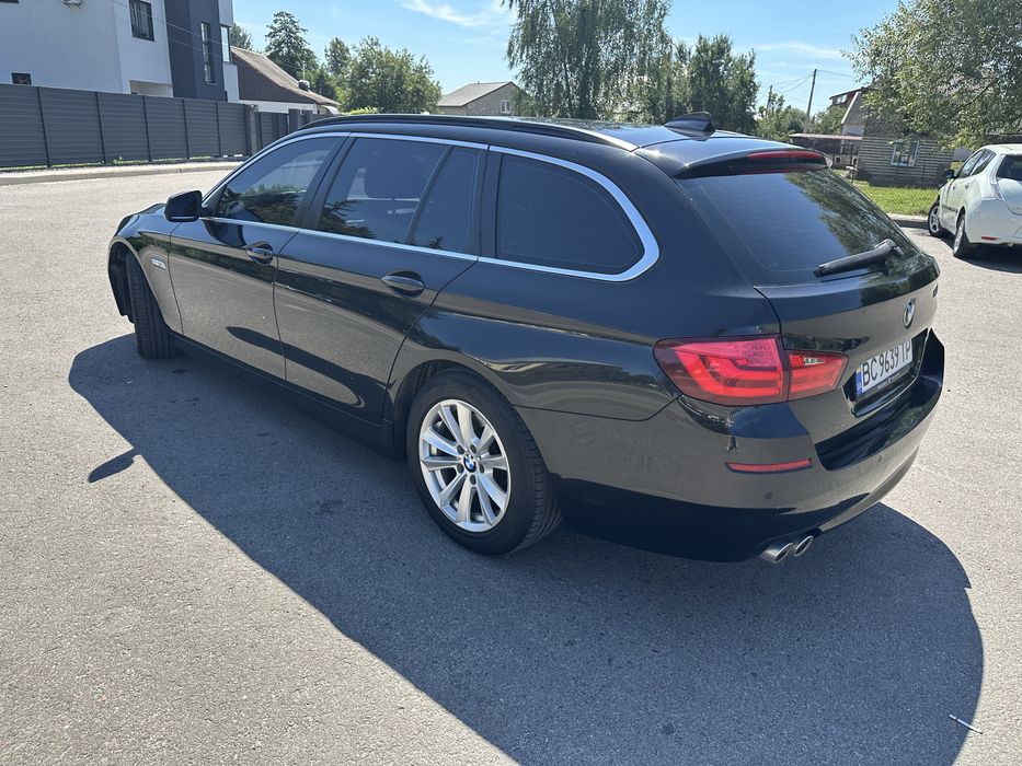BMW 5 Series F11 2013 рік