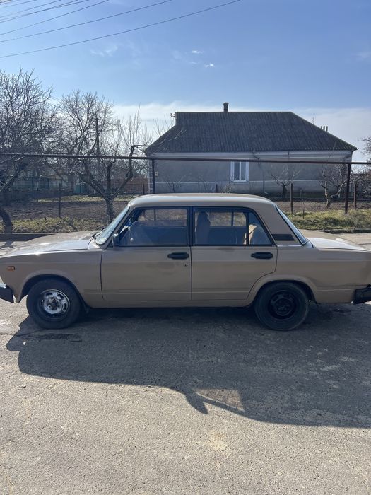Продам ваз 2107 1984