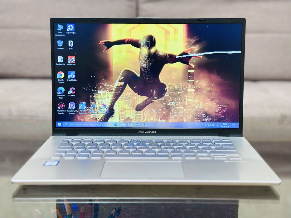 Asus VivoBook/FHD/ i3-7020U/2.3 GHz/8 ГБ/SSD 128/HD Graphics 620