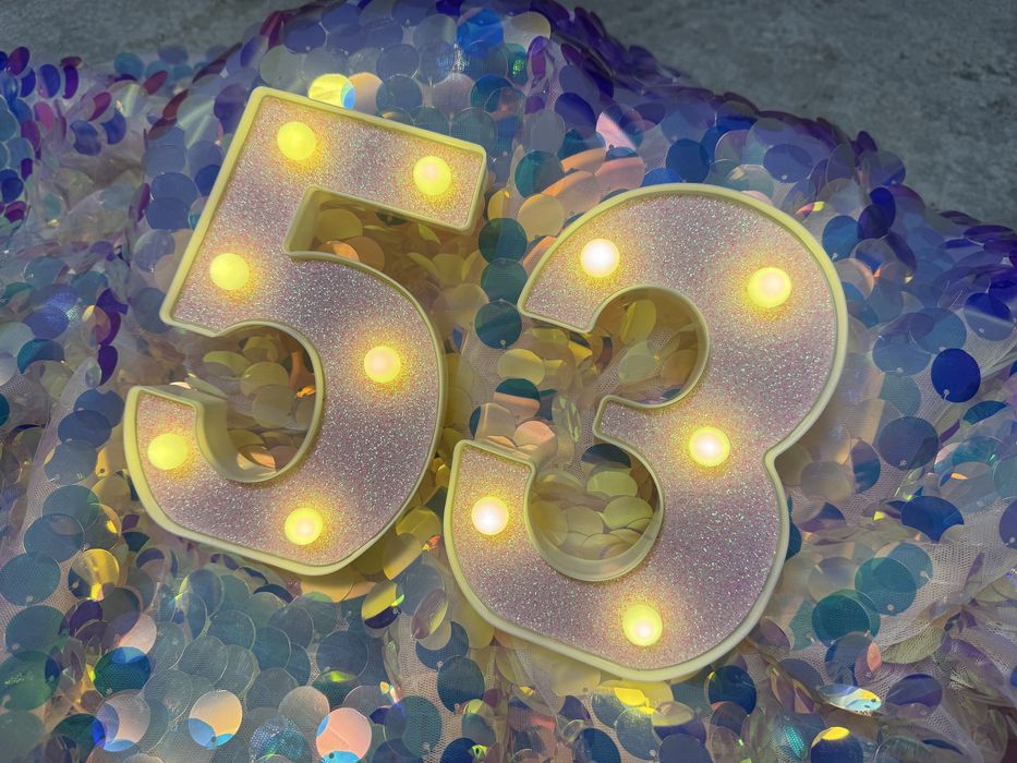 Цифри 3 та 5, 16 см висота