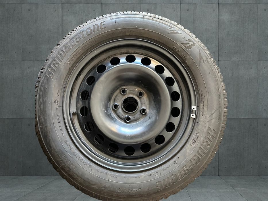 Koła felgi 5x112 R17 VW Tiguan opony zimowe 215/65R17