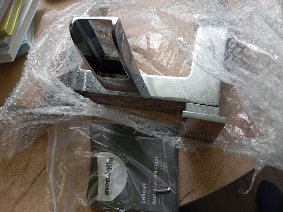 Кран  в ванну Mondella