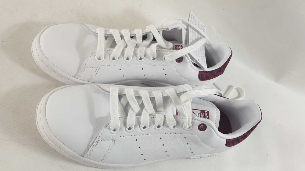 Buty sportowe adidas stan smith   EE4896 r. 39 1/3