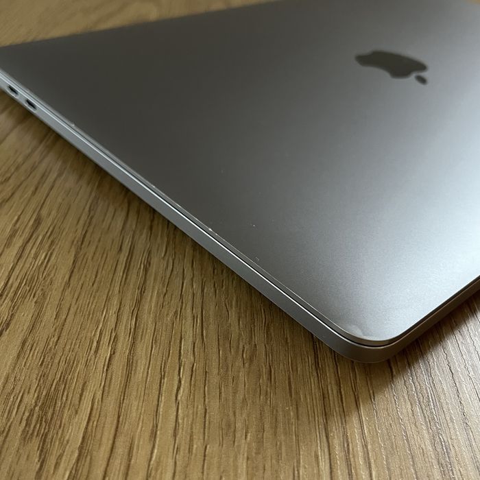 MacBook Pro M1 16gb RAM 512gb SSD