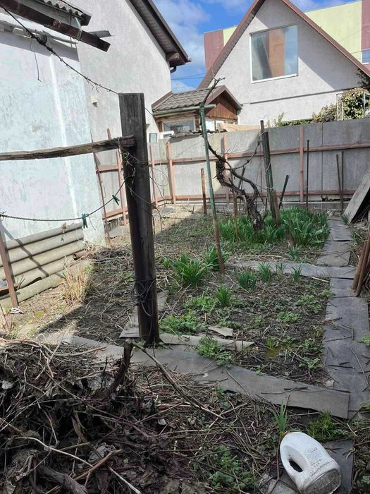 (3) Продам частину будинку р-н Олієжиркомбінату 0756
