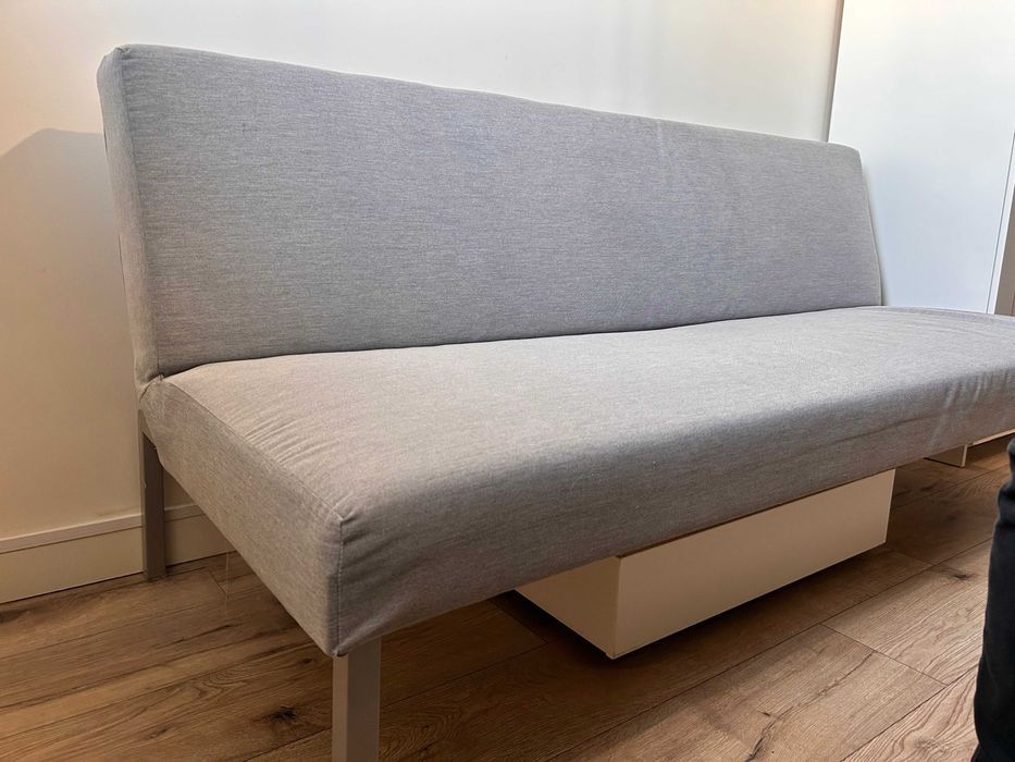 Mała sofa, rozkładana, z funkcją spania [rezerwacja]