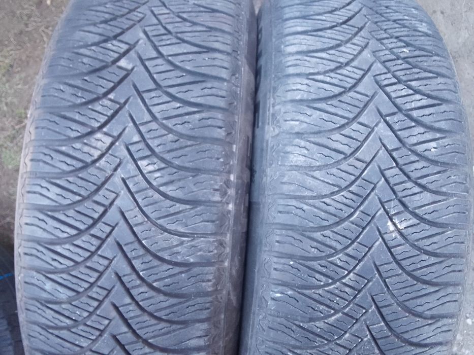 Cena za 2 Opony wielosezonowe 215/65r17 GOODRIDE 2022r
