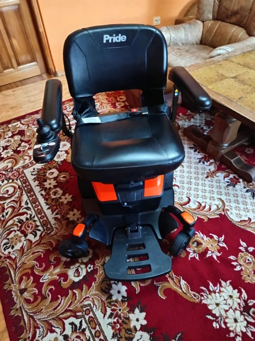 Sprzedam wózek inwalidzki