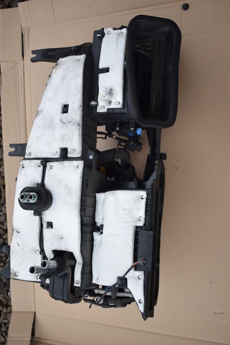 nagrzewnica dmuchawa KIA SPORTAGE III 12R.KOMPLETNA.europa.97200-3U071