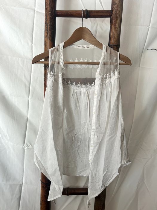 Camisa de senhora branca