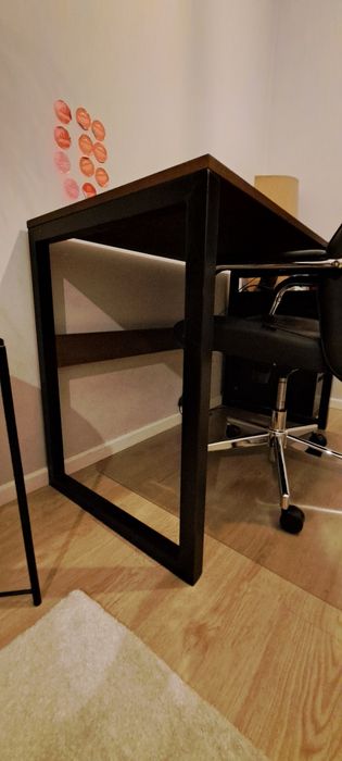 Pernas de secretária