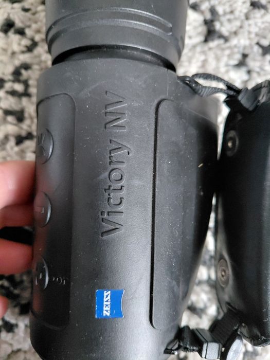 Monookular obserwacyjny Zeiss Victory NV 5.6x62T*