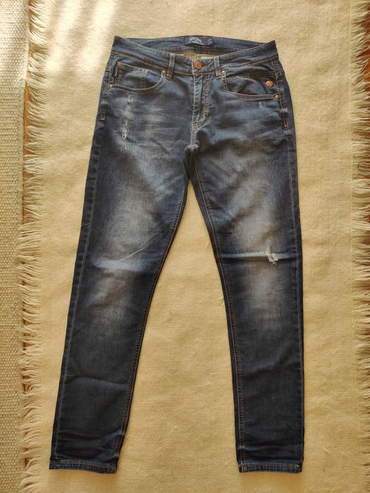 Spodnie jeans damskie