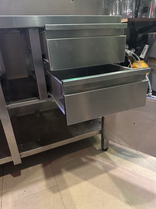Bancada inox com gavetas