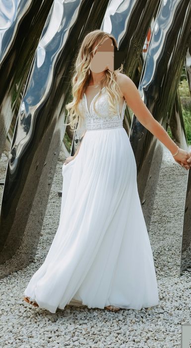 Suknia ślubna – elegancka, zwiewna, w stylu boho/glamour