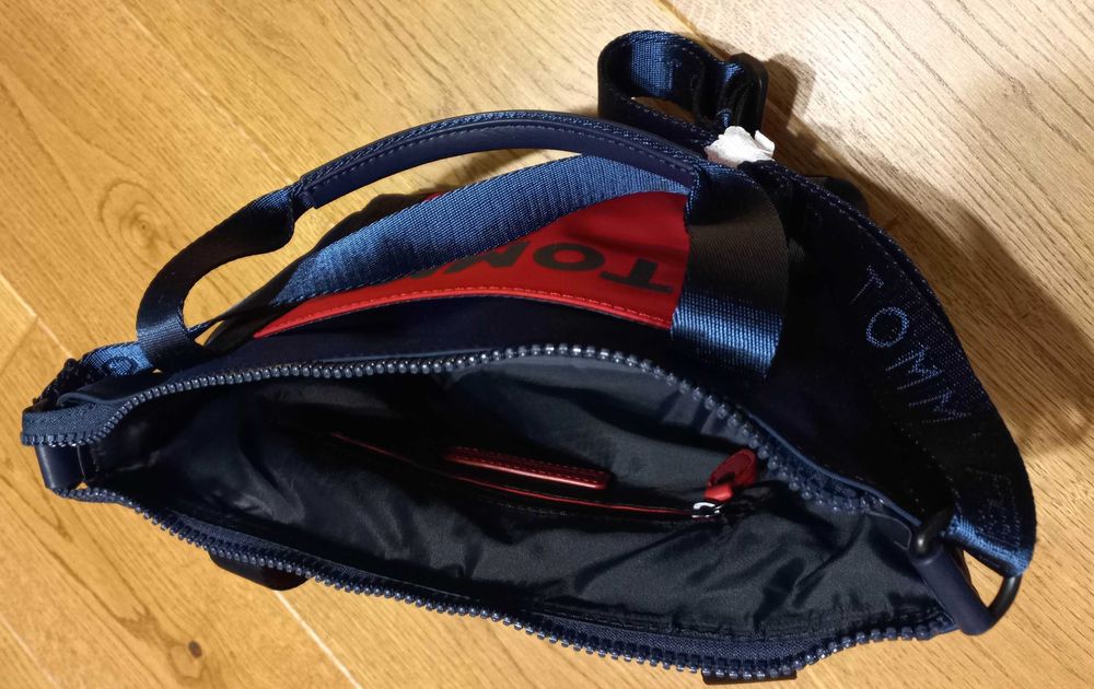 Torebka, listonoszka Tommy Hilfiger