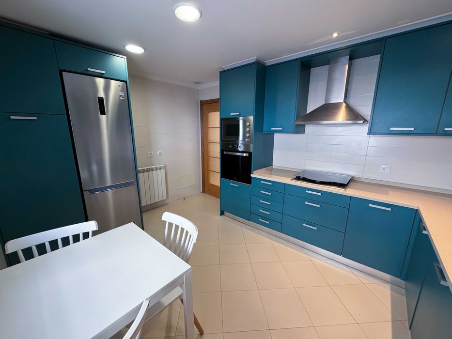 Arrendamento de apartamento t2 na Quinta do Conventinho, Loures