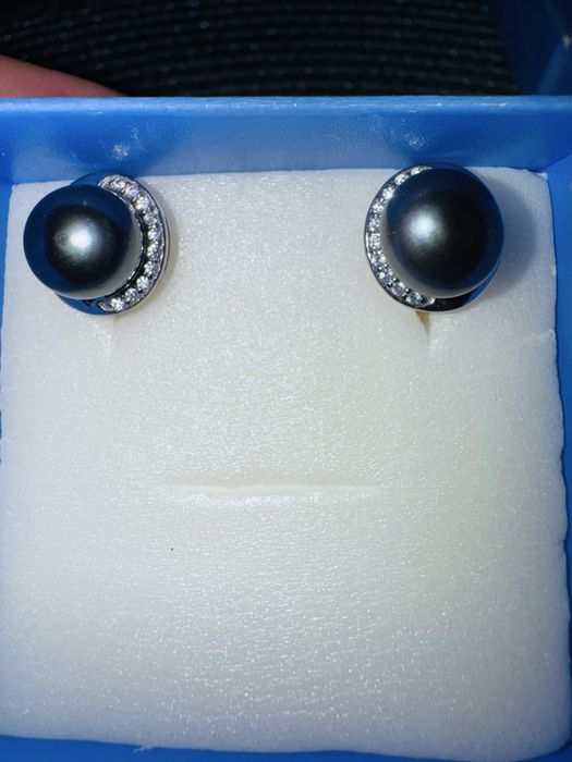Сережки срібні з чорними перлами та фіанітами