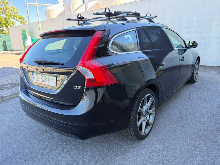 Volvo V60 D3 2.0 — photo 3