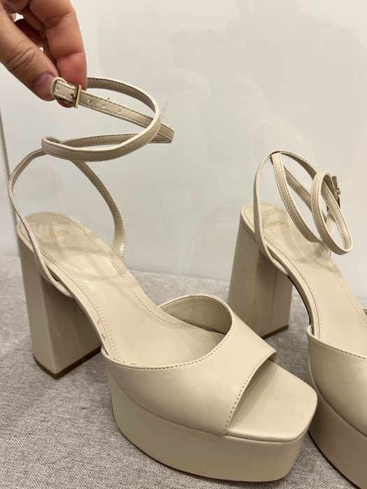 Sandalias Bege Mango 42 senhora