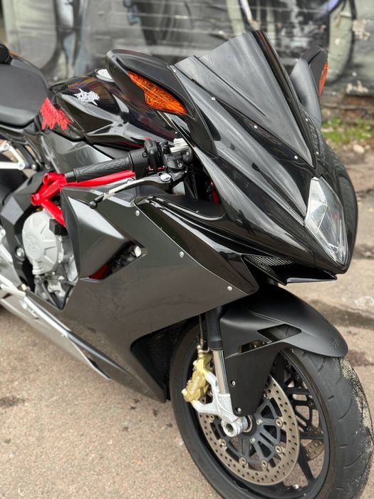 Мотоцикл MV Agusta F3 2012 рік