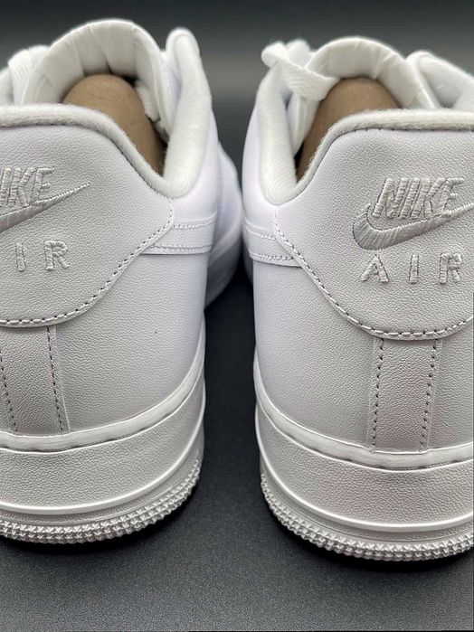 Nike_Air_Force_1_Low_Supreme_White_R.45