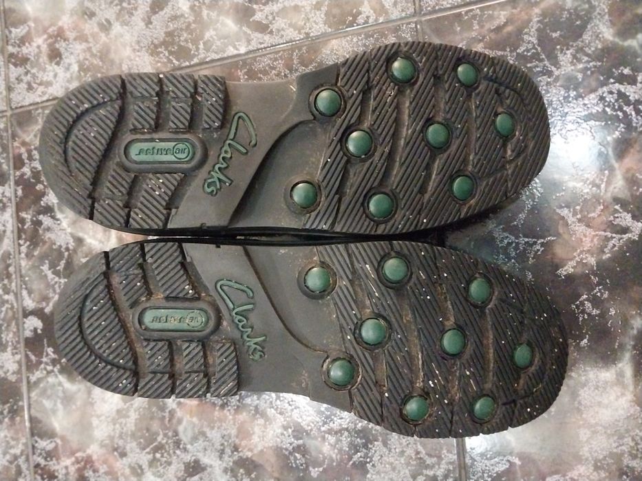 Ботинки Clarks кожаные с мехом