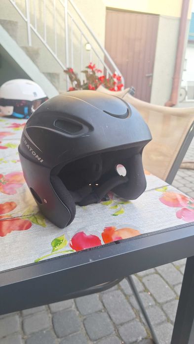 Kask Narciarski S/M Cratoni