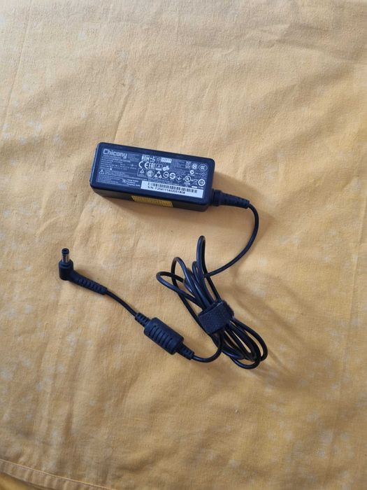 Carregador Original 19V 2.1A para Portátil