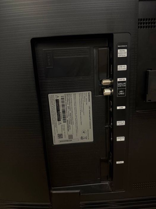 LED телевізор SAMSUNG