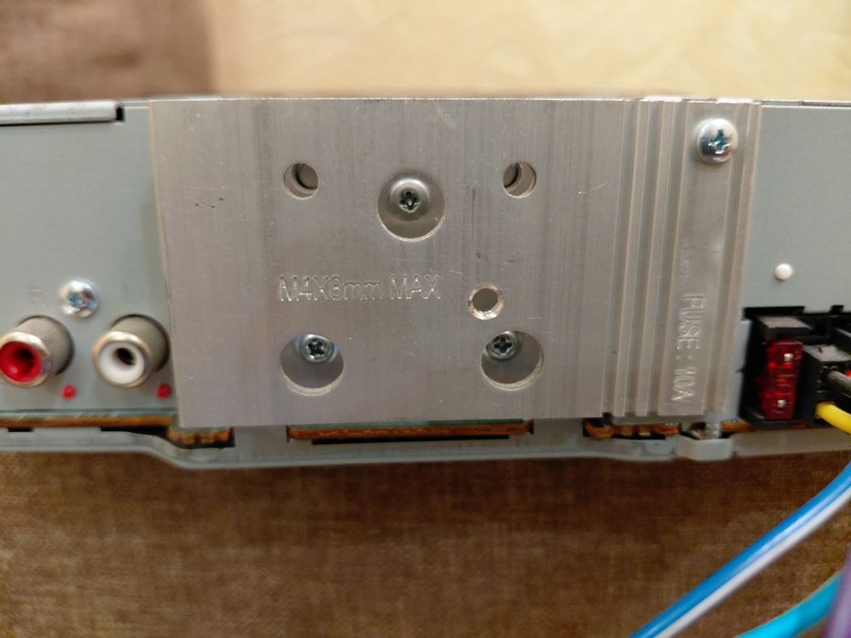 Авто магнітола kenwood KDC-164UG