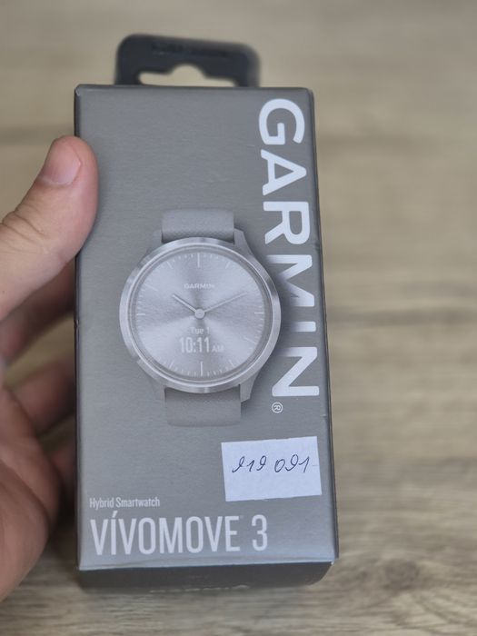 Garmin Vivomove 3 идеал состояние