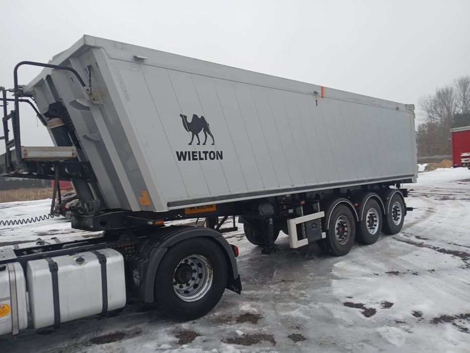 Wielton NW-3  Schmitz, 40 m3